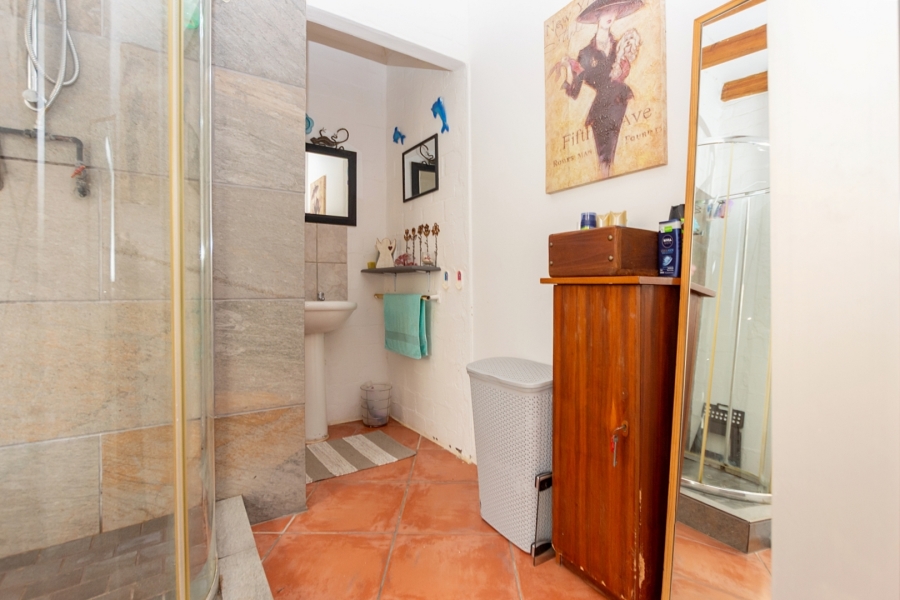 5 Bedroom Property for Sale in Britannia Bay Western Cape
